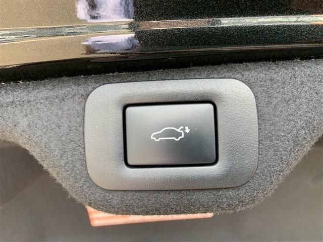 TOYOTA LEXUS ES300h 2023