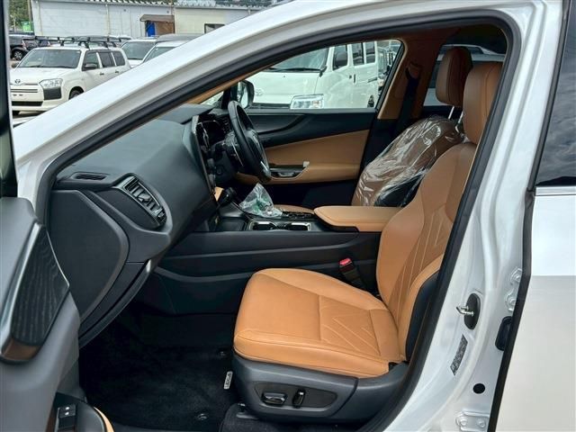 TOYOTA LEXUS NX350h 2023