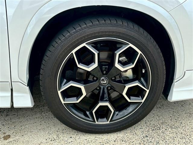 TOYOTA LEXUS NX350h 2023