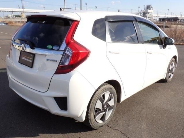 HONDA FIT HYBRID 2015