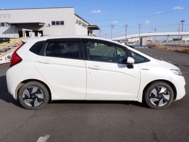 HONDA FIT HYBRID 2015