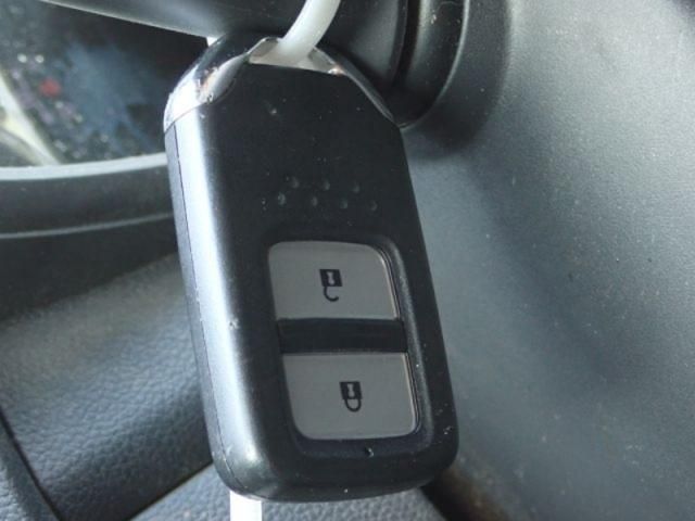 HONDA FIT HYBRID 2015