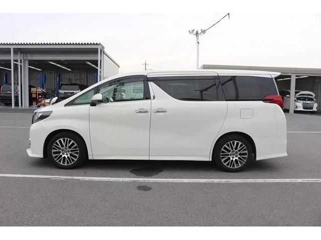 TOYOTA ALPHARD 2015