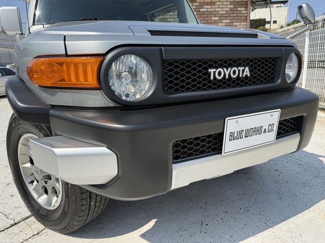 TOYOTA FJ CRUISER 4WD 2012