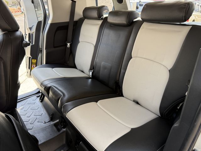 TOYOTA FJ CRUISER 4WD 2012