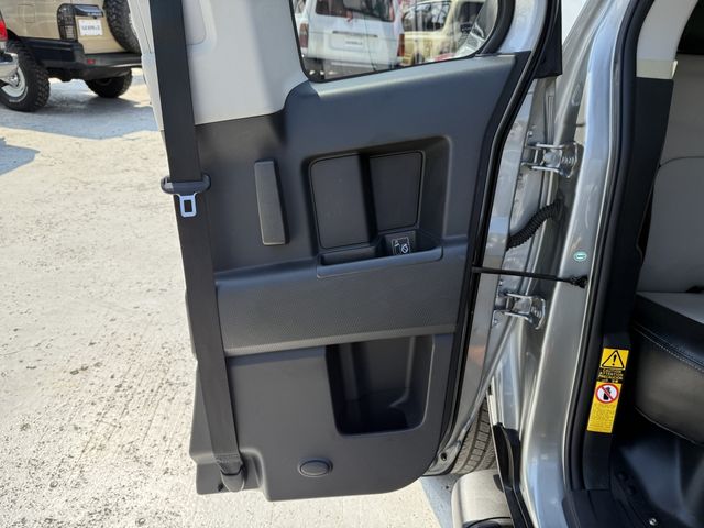 TOYOTA FJ CRUISER 4WD 2012