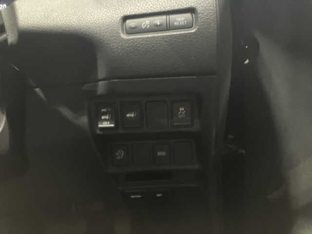 NISSAN X-TRAIL 4WD 2014