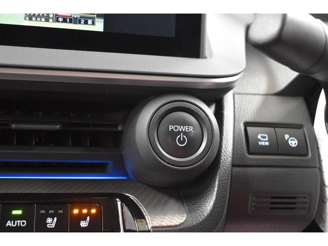 TOYOTA PRIUS 4WD 2023