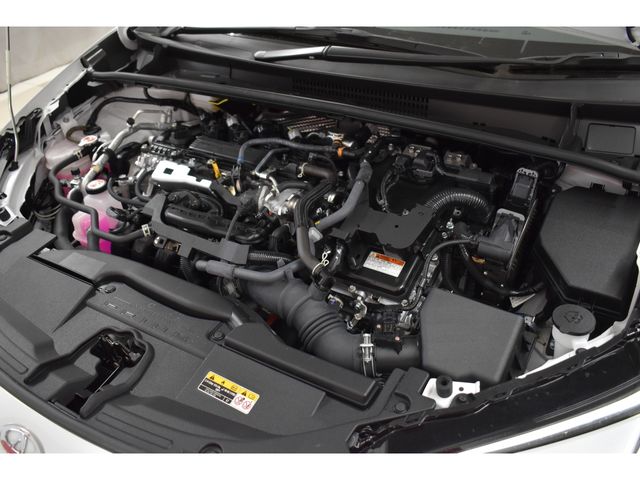 TOYOTA PRIUS 4WD 2023