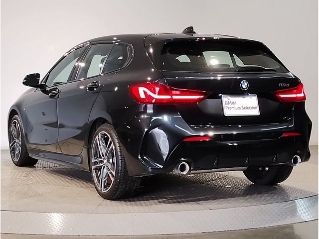 BMW BMW 1series 2023