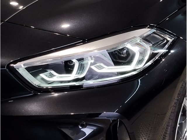 BMW BMW 1series 2023