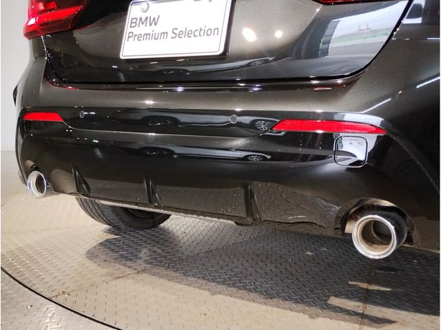 BMW BMW 1series 2023