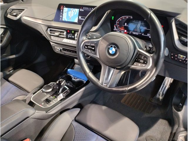 BMW BMW 1series 2023