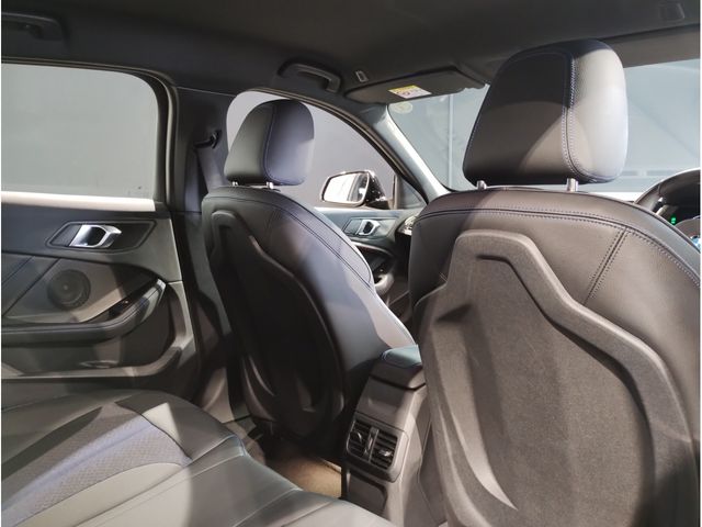 BMW BMW 1series 2023