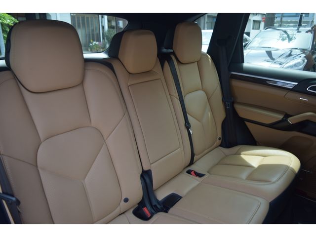 PORSCHE PORSCHE Cayenne 2015