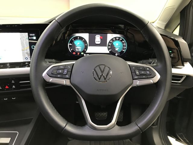 VOLKSWAGEN VOLKSWAGEN GOLF 2023