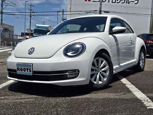 VOLKSWAGEN VOLKSWAGEN The BEETLE 2013