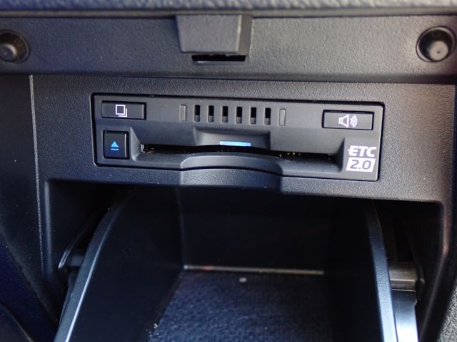 TOYOTA ALPHARD hybrid 4WD 2021