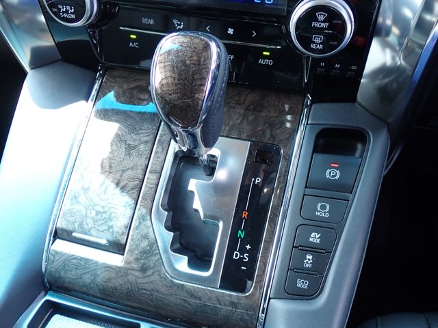 TOYOTA ALPHARD hybrid 4WD 2021