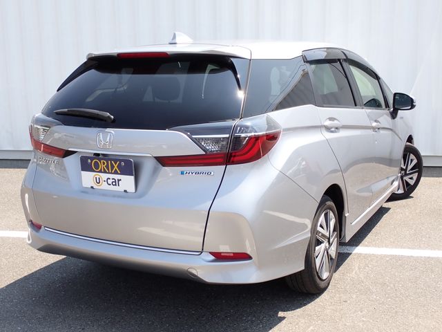 HONDA SHUTTLE HYBRID 2022