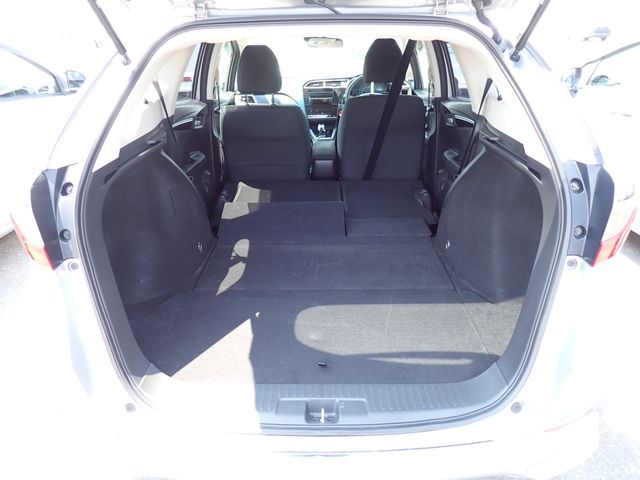 HONDA SHUTTLE HYBRID 2022