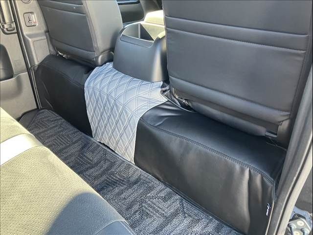 TOYOTA HIACE van 2WD 2022