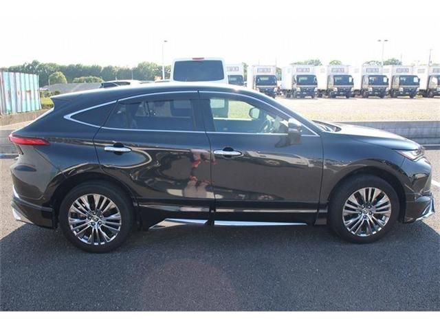 TOYOTA HARRIER 2WD 2020