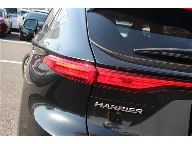 TOYOTA HARRIER 2WD 2020