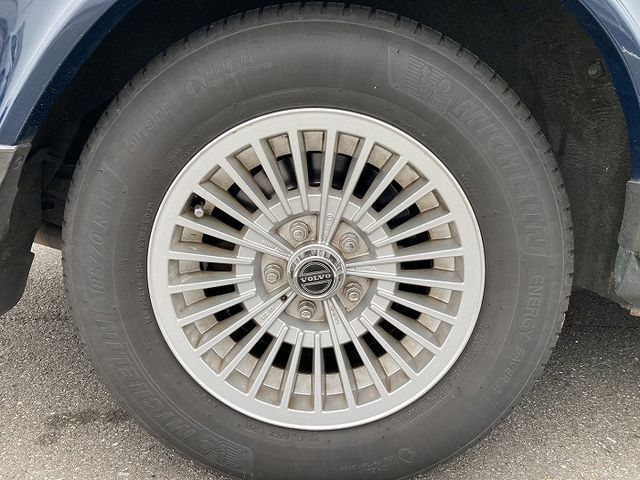 VOLVO VOLVO 240 sedan 1993