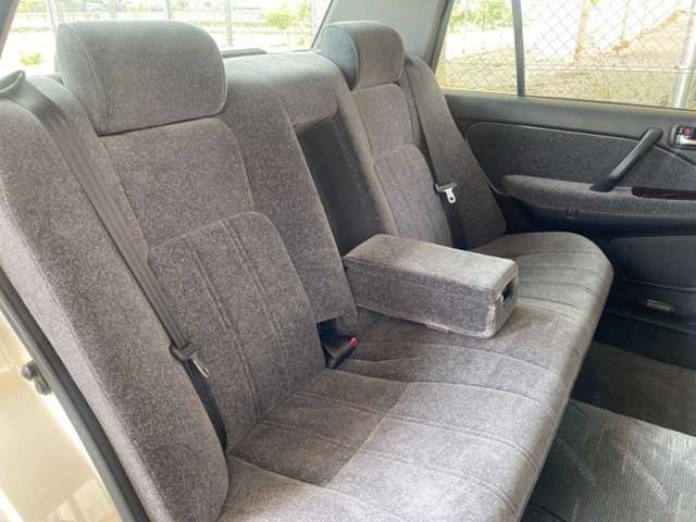 TOYOTA CROWN WIDE sedan 2005