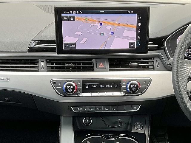 AUDI AUDI A4 AVANT 2022