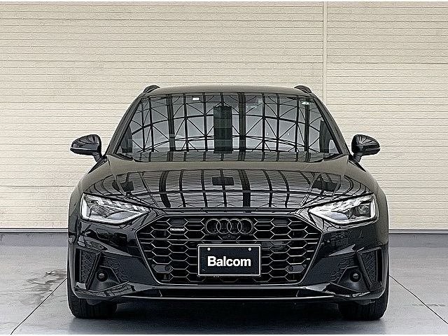 AUDI AUDI A4 AVANT 2022