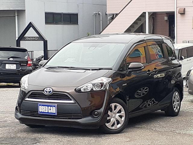 TOYOTA SIENTA HYBRID 2015