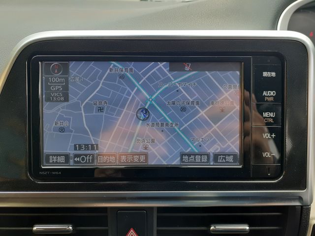 TOYOTA SIENTA HYBRID 2015