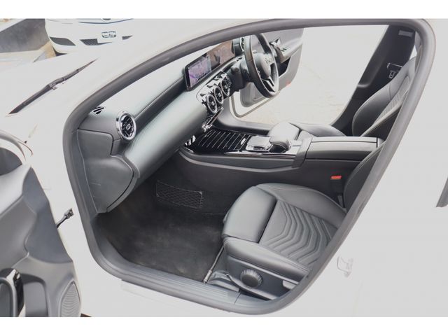 MERCEDES BENZ MERCEDES BENZ A class 2019