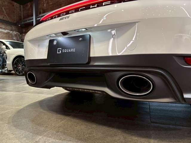 PORSCHE PORSCHE 911 2025