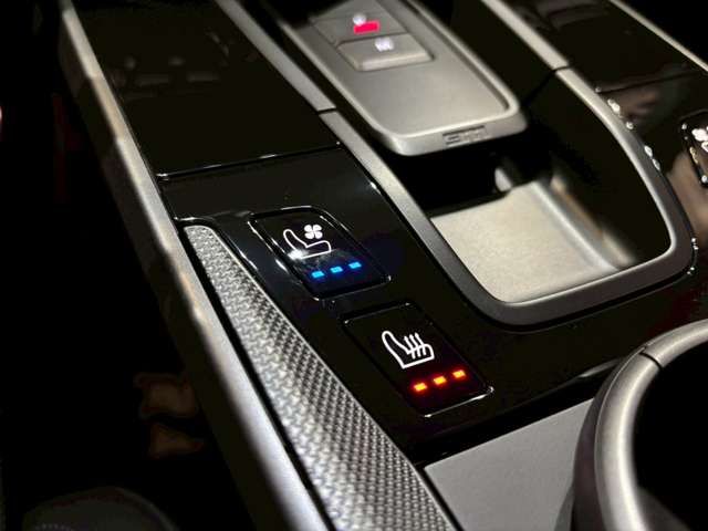 PORSCHE PORSCHE 911 2025