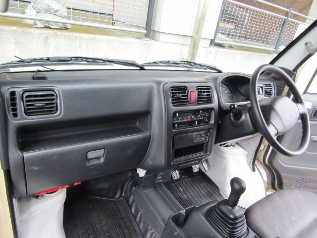 MAZDA SCRUM truck 2010