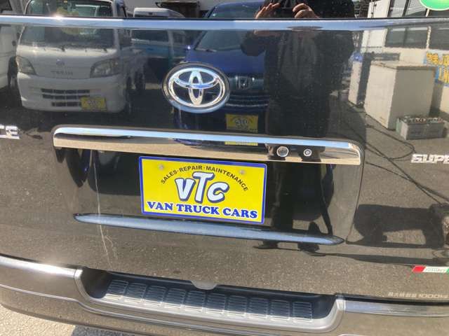 TOYOTA HIACE van 4WD 2019