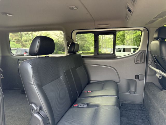 NISSAN NV350 CARAVAN 4WD 2013