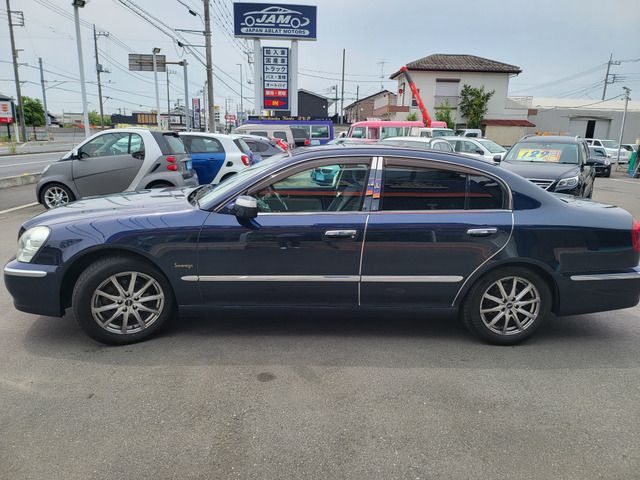 NISSAN PRESIDENT 2004