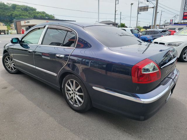 NISSAN PRESIDENT 2004