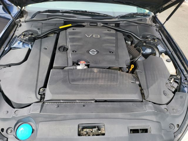 NISSAN PRESIDENT 2004