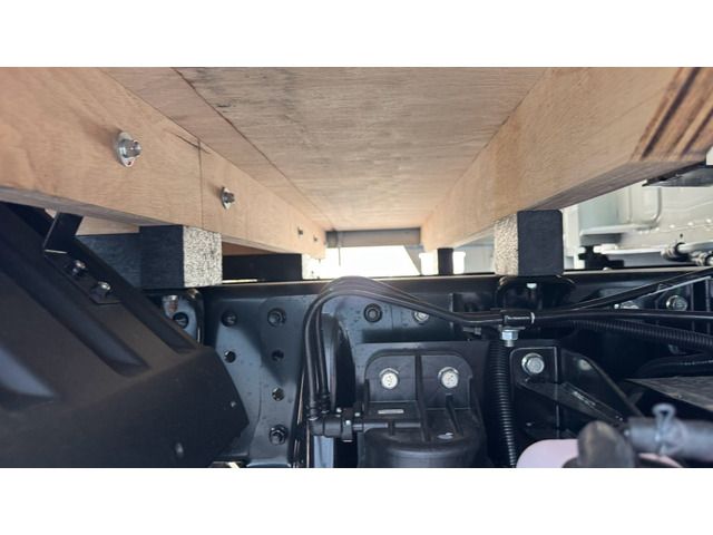 MITSUBISHI ????? 2025