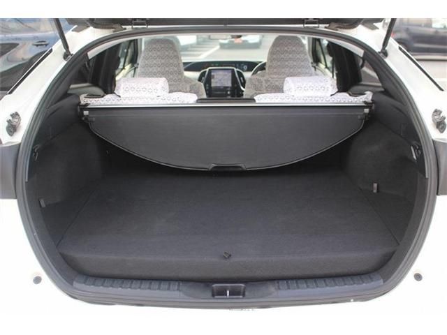 TOYOTA PRIUS PHV 2018