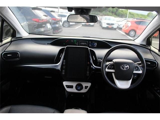 TOYOTA PRIUS PHV 2018