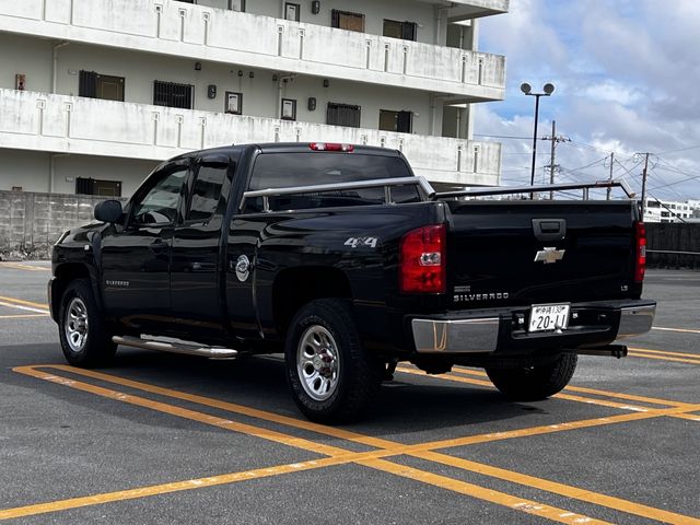 CHEVROLET CHEVROLET SILVERADO 2011