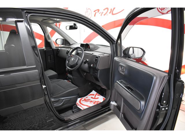 TOYOTA PORTE 4WD 2016