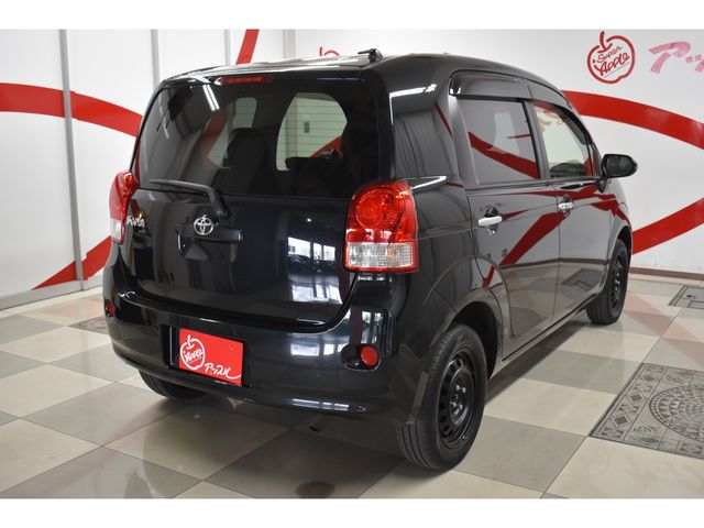 TOYOTA PORTE 4WD 2016