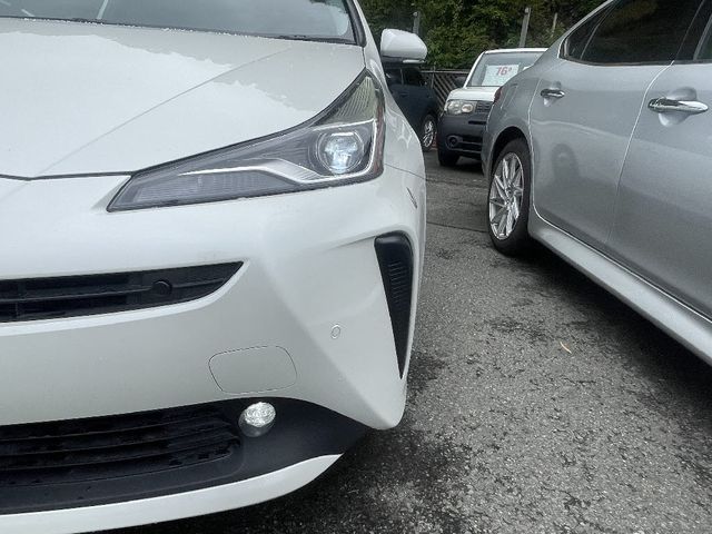 TOYOTA PRIUS 2019